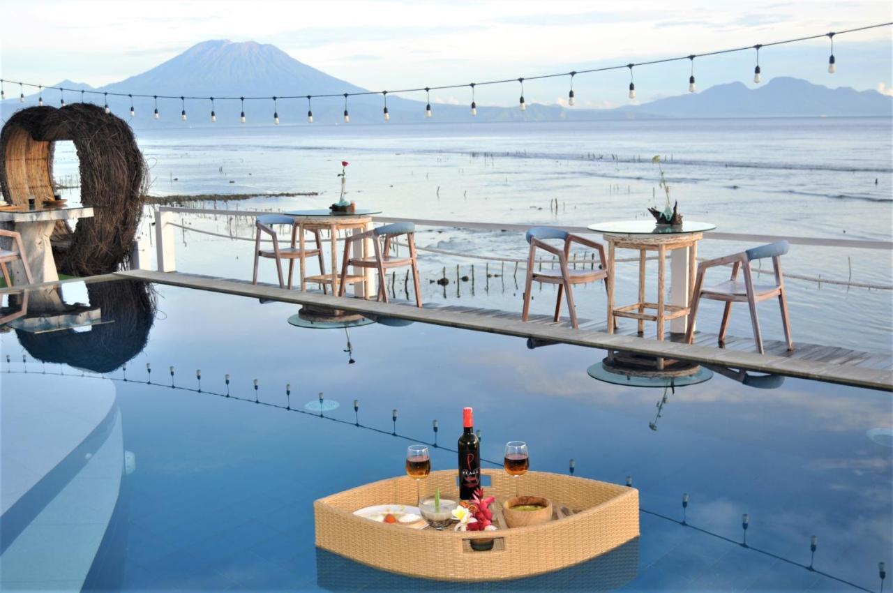 Ocean Terrace Suite And Spa Luxury Batununggul Eksteriør billede