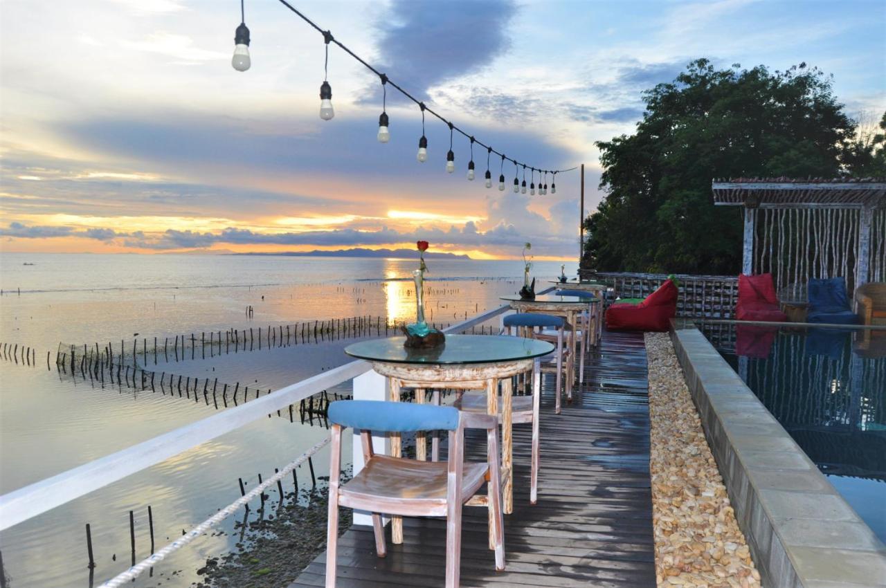 Ocean Terrace Suite And Spa Luxury Batununggul Eksteriør billede